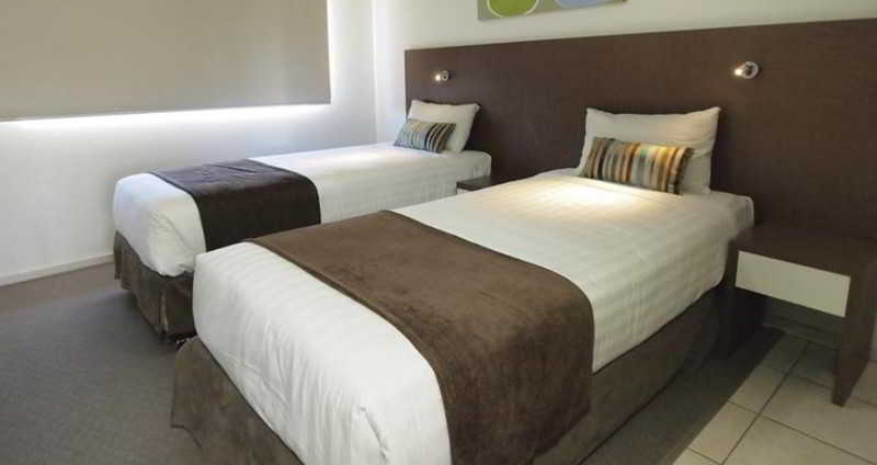 โอ๊คส์ ซันไชน์โคสต์ โอเอซิส รีสอร์ต Hotel กาเลาดรา ภายนอก รูปภาพ
