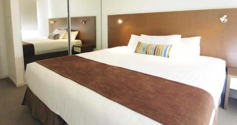โอ๊คส์ ซันไชน์โคสต์ โอเอซิส รีสอร์ต Hotel กาเลาดรา ภายนอก รูปภาพ